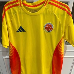 Colombia Soccer Jersey - Yellow and Red